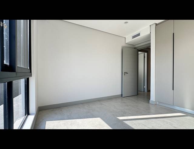 3 BEDROOM APARTMENT FOR SALE IN UMHLANGA RIDGE